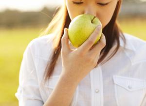 大阪で受けられるバストアップの施術について